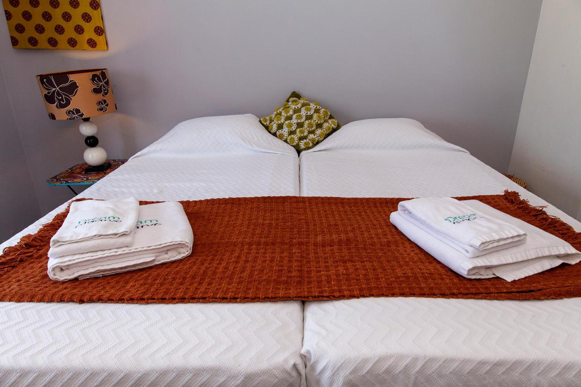 B04 - Luxury 2 Bed W Terrace Pool Daire Lagos Dış mekan fotoğraf