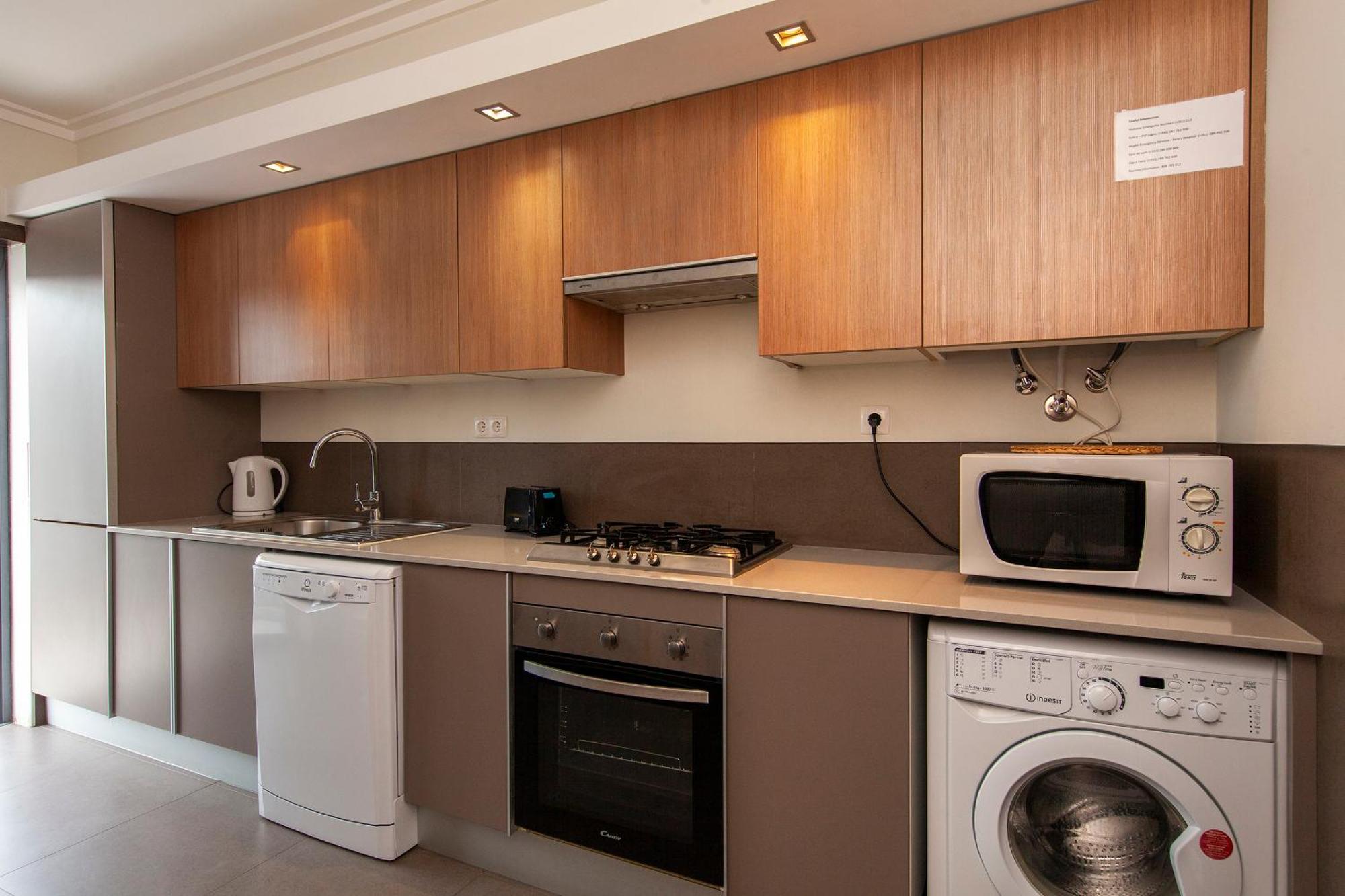 B04 - Luxury 2 Bed W Terrace Pool Daire Lagos Dış mekan fotoğraf